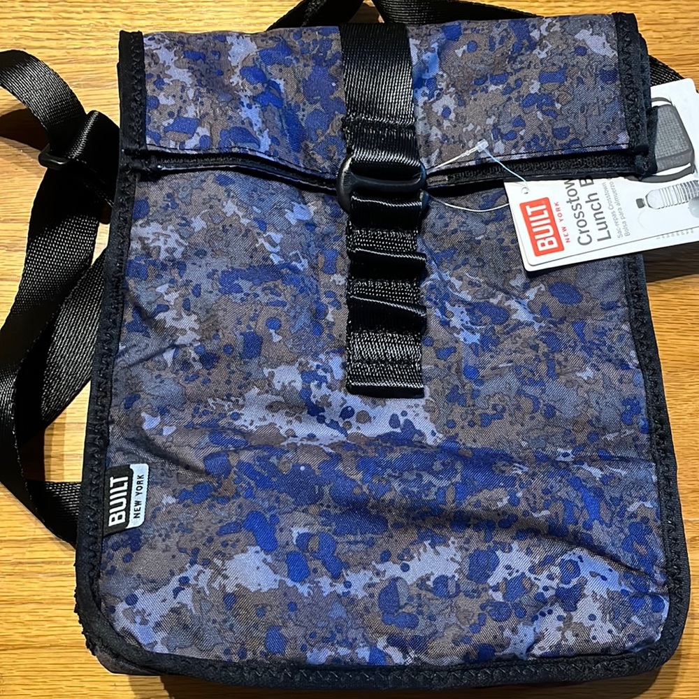Blue camp BUILT crosstown lunch bag, NWT